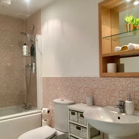 Minster View -elegant 2 Bedroom Flat 