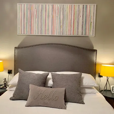 Minster View -elegant 2 Bedroom Flat 